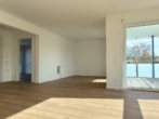 Blick in die offene Küche - Attraktiv für Kapitalanleger: Exklusive, vermietete 2-Zimmer Erdgeschoss-Wohnung