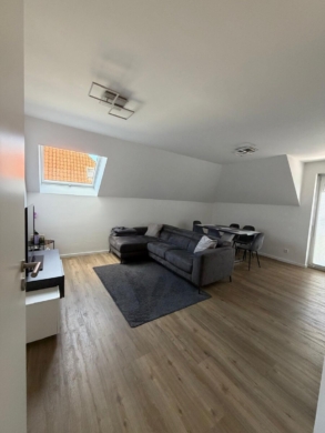 Moderne Dachgeschosswohnung in zentraler Lage von Lage, 32791 Lage, Dachgeschosswohnung